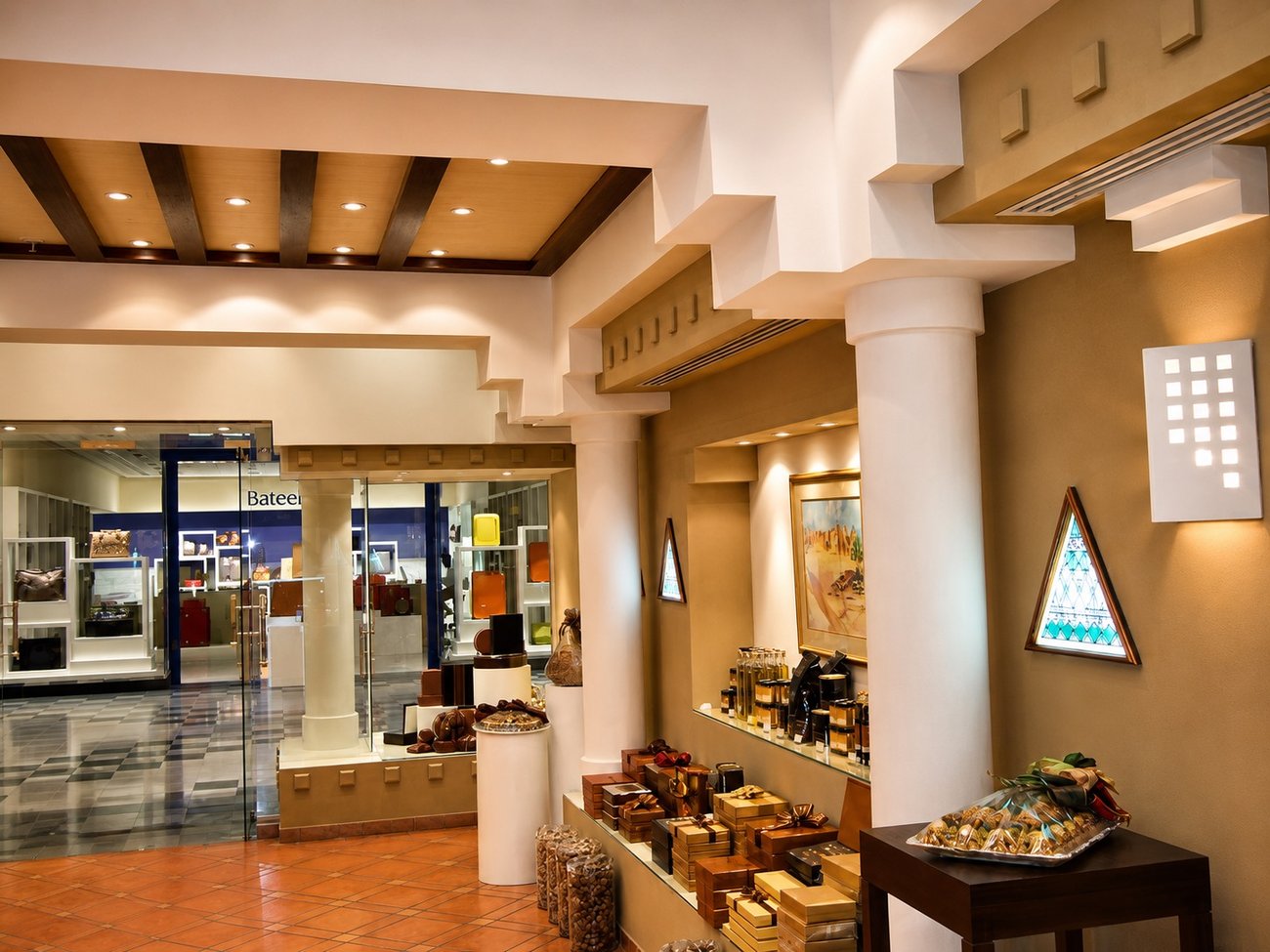 Bateel Mall Frontage, Corridor View, BurJuman Mall, Bur Dubai