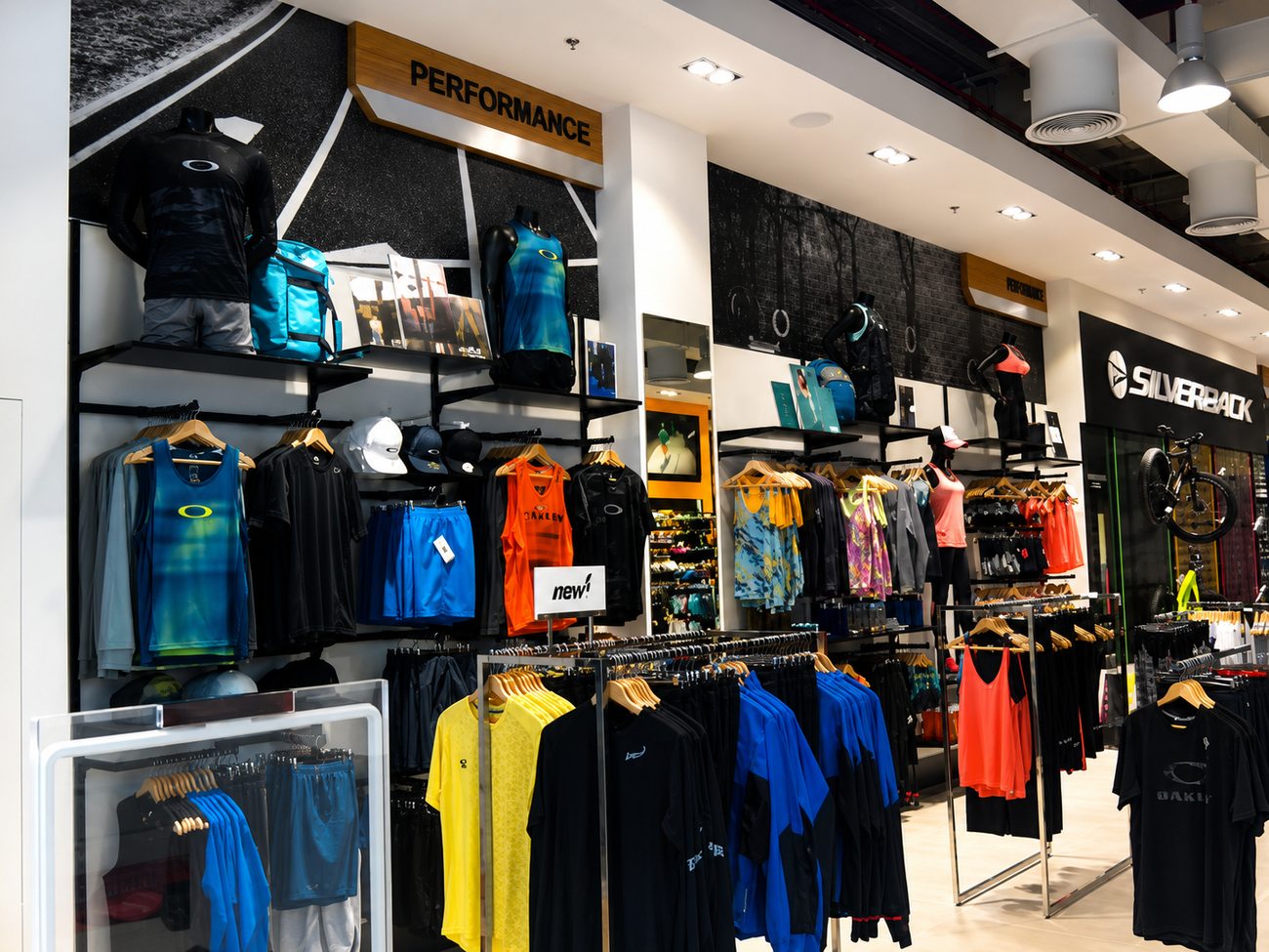 Beyond Fitness Performance Zone, Oakley & Silverback Apparel, City Centre Me'aisem