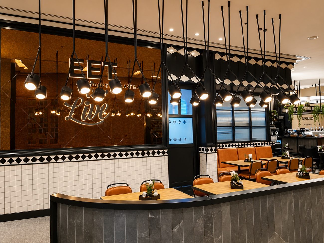 EETEN Urban Kitchen — Eet Live Signage & Booths