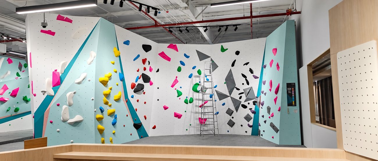 Go Climb Sports Reception Corridor, Pegboard Training Panels, Junction Mall
