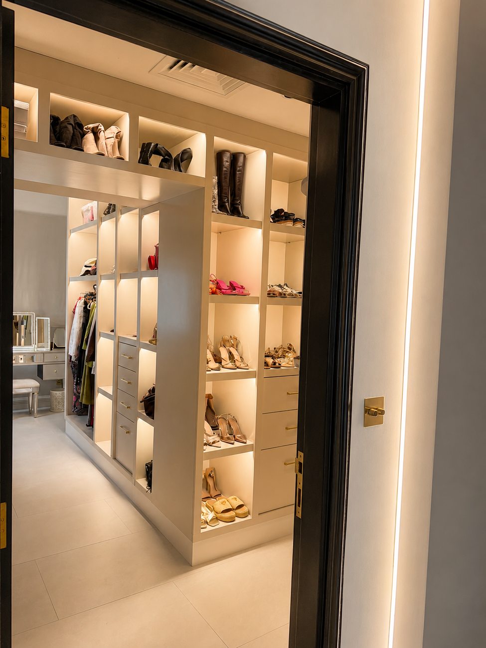 JVT Villa — Walk-In Wardrobe, Entrance View