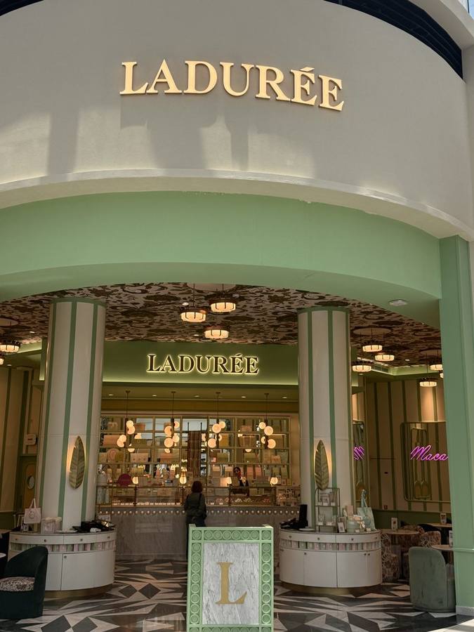 Ladur&eacute;e &mdash; Storefront, Atrium View, Dubai Hills Mall