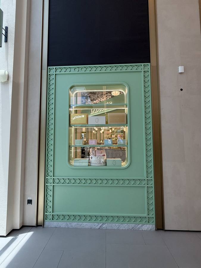 Ladur&eacute;e &mdash; Window Display, Boutique Edit, Dubai Hills Mall