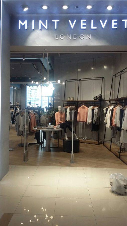 Mint Velvet London Entrance, Dubai Marina Mall