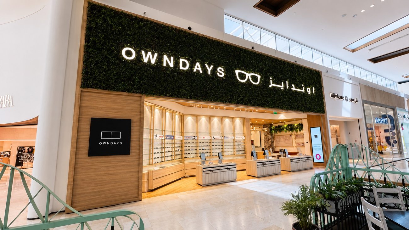 Owndays Storefront, Green Wall, Atrium View