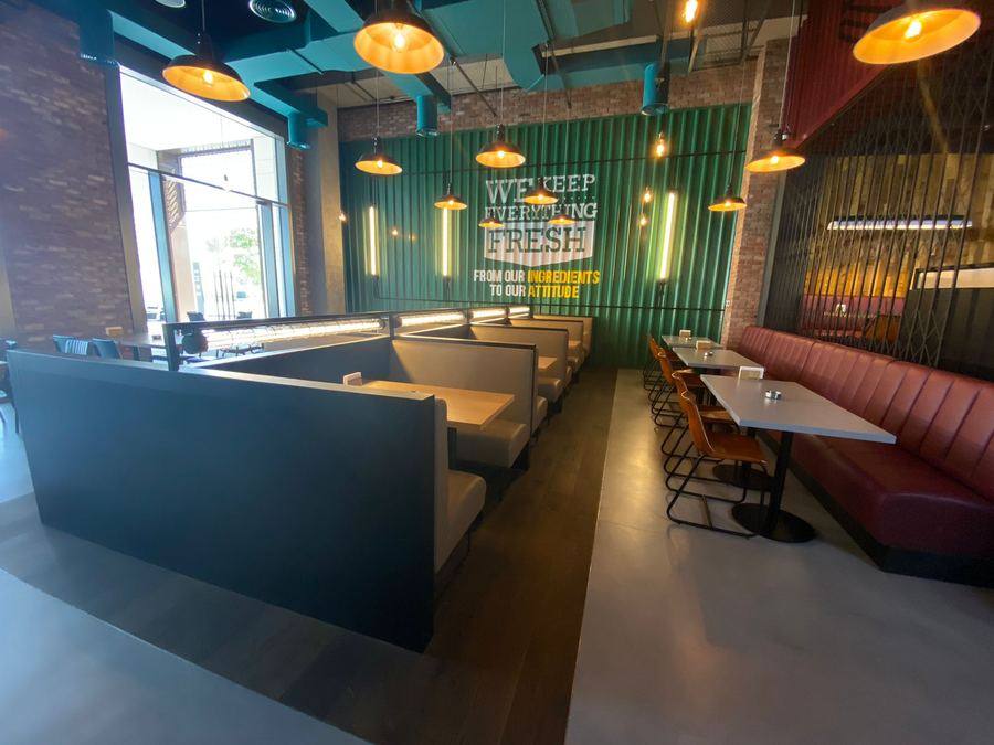 Roadster Diner — Feature Wall