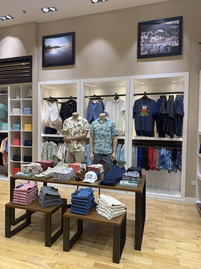 Tommy Bahama Dubai Marina Mall — Men's Department