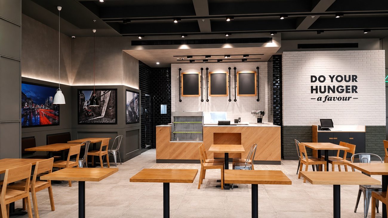 Zaatar w Zeit — Dining Floor & Feature Wall